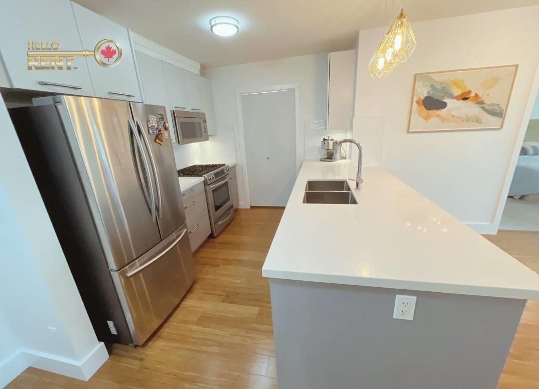 Photo 3 of 311 3355 Rosemary Heights Drive, Surrey BC