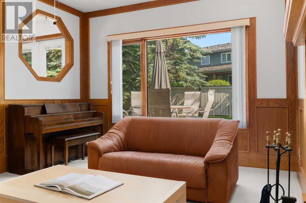 Single Family House for Sale in  Woodbriar Place SW Woodbine Calgary 