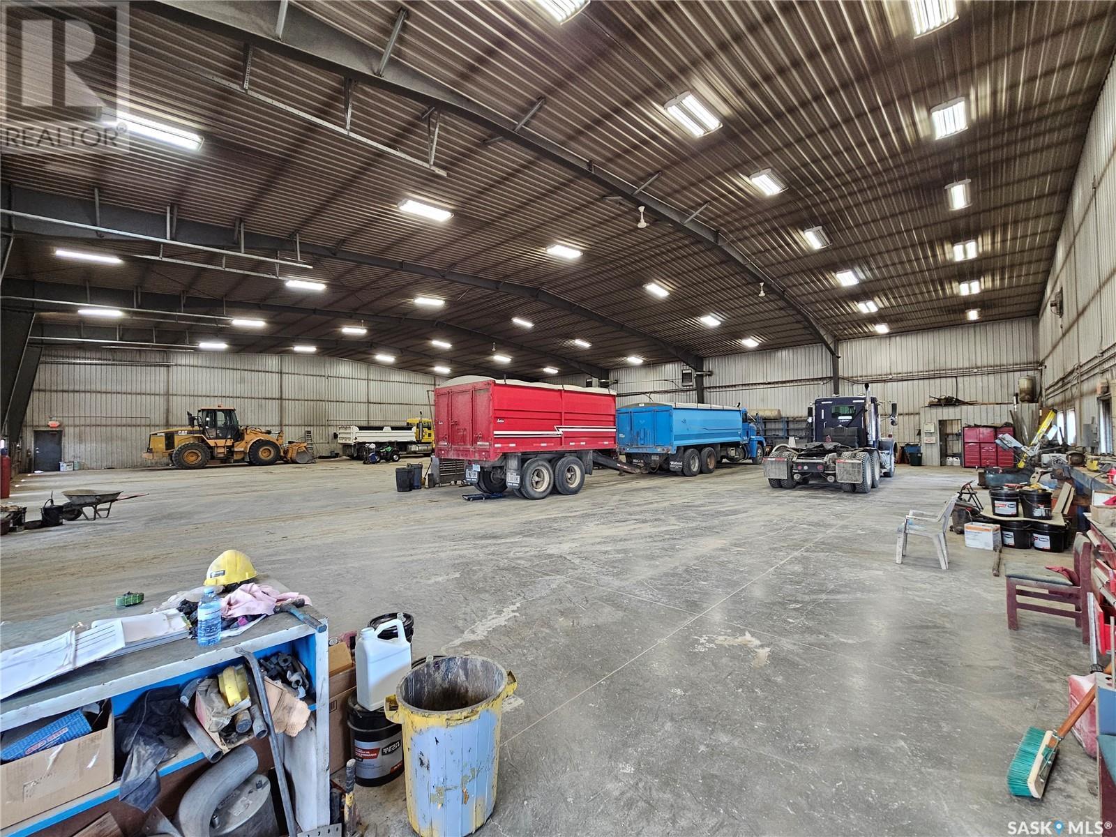 Carlyle Contracting Buildings & Land — photo 11