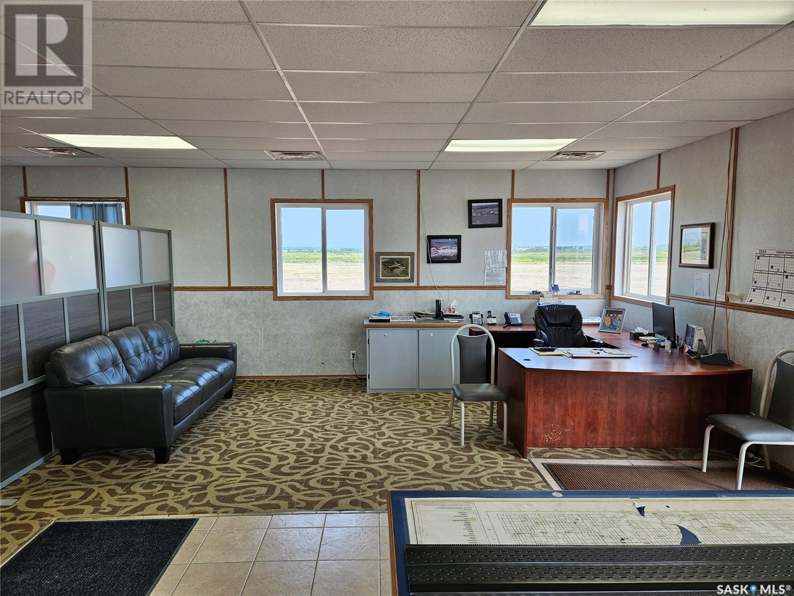 Carlyle Contracting Buildings & Land — photo 27