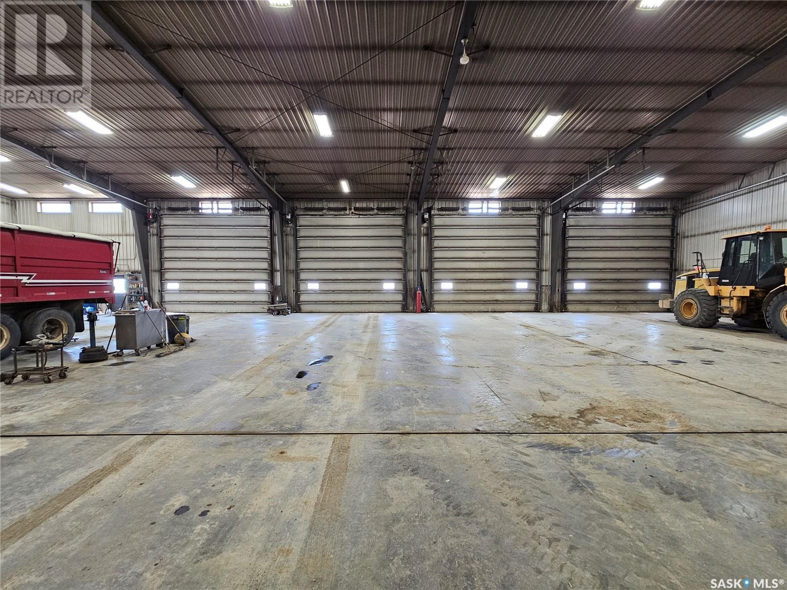 Carlyle Contracting Buildings & Land — photo 9
