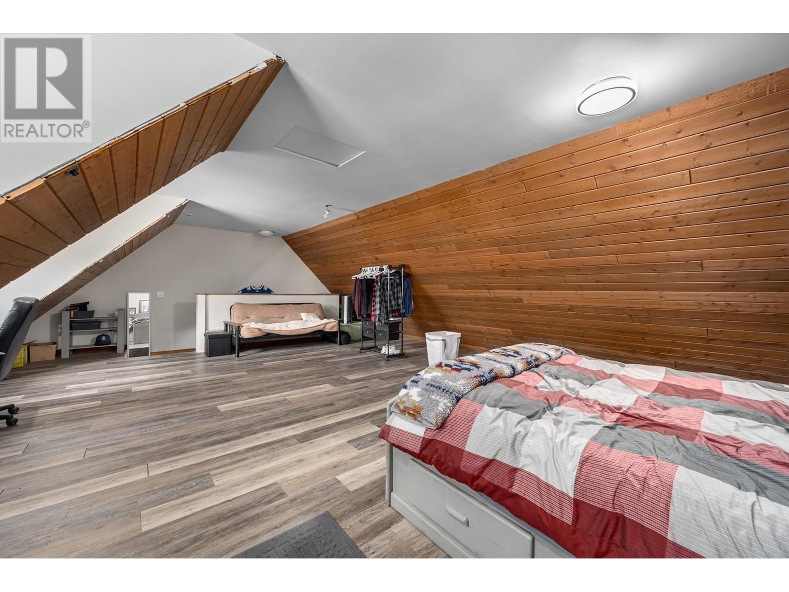 5929 BEECH Road, Merritt