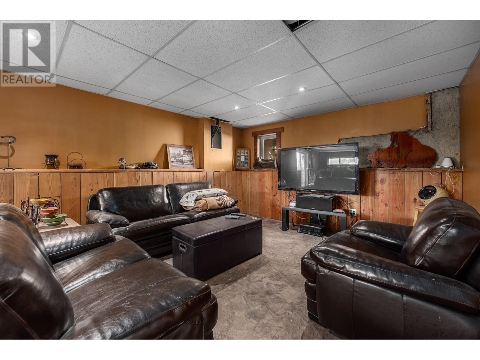 5929 BEECH Road, Merritt