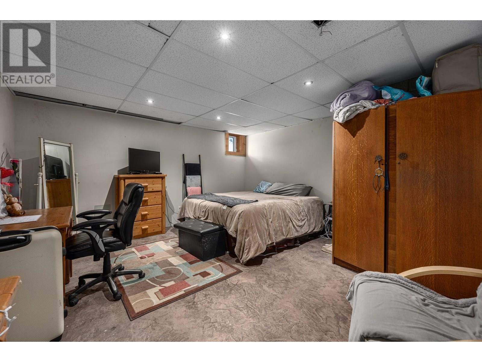 5929 BEECH Road, Merritt