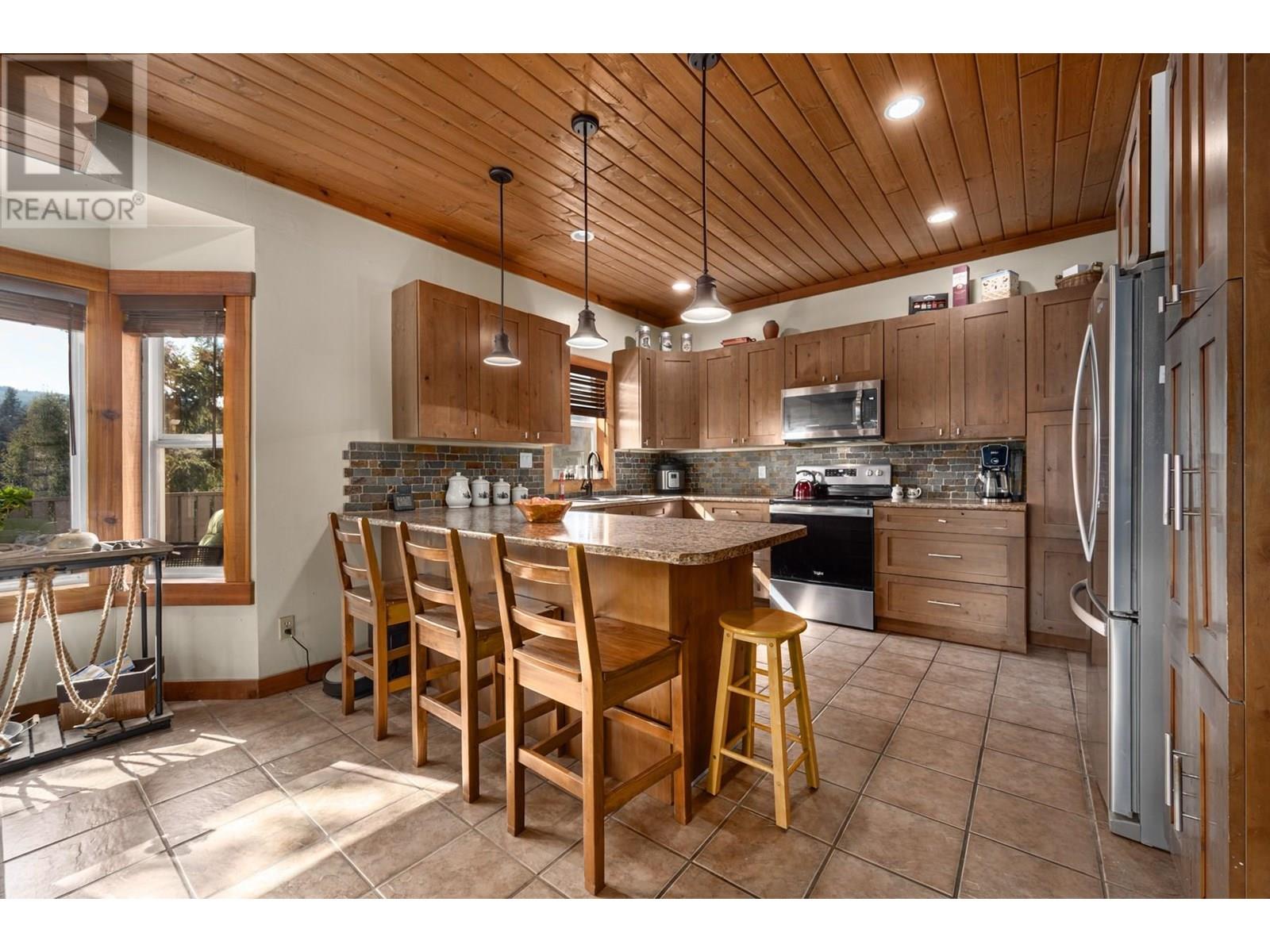 5929 BEECH Road, Merritt