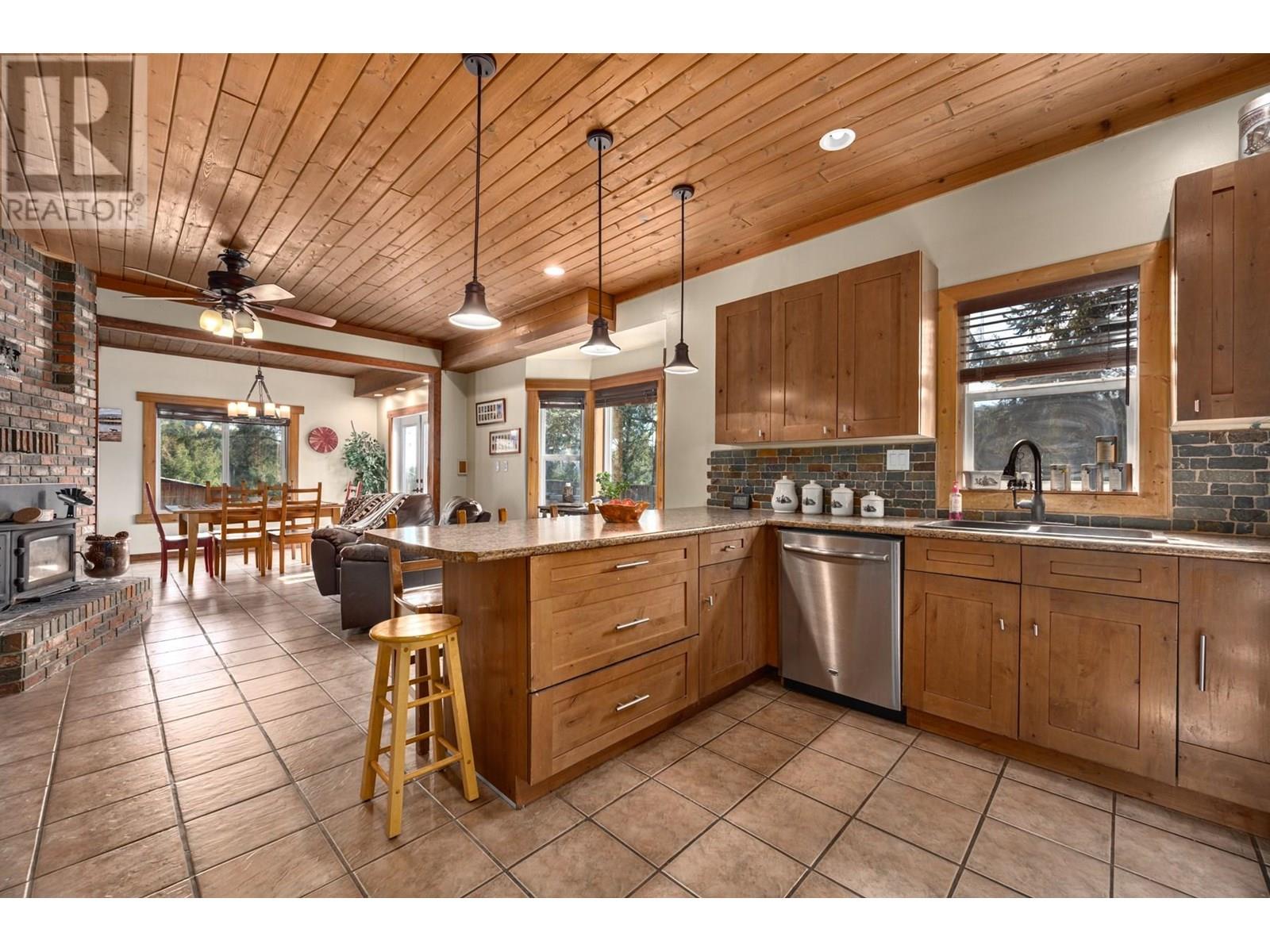 5929 BEECH Road, Merritt