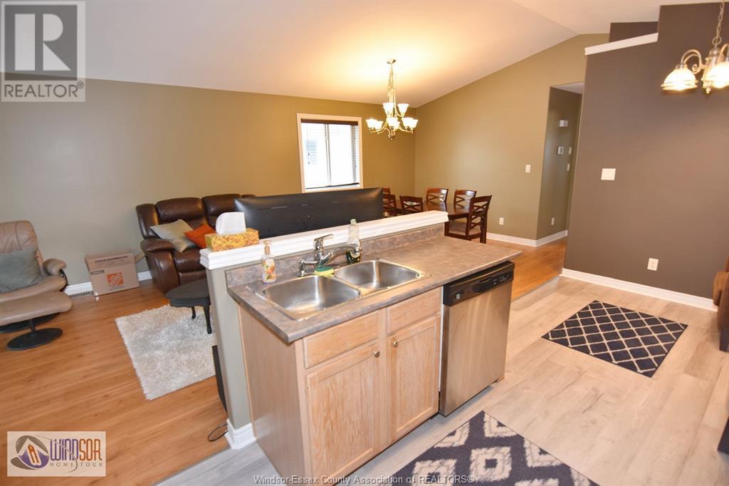 Photo 16 of 1144 Settlers, Windsor ON