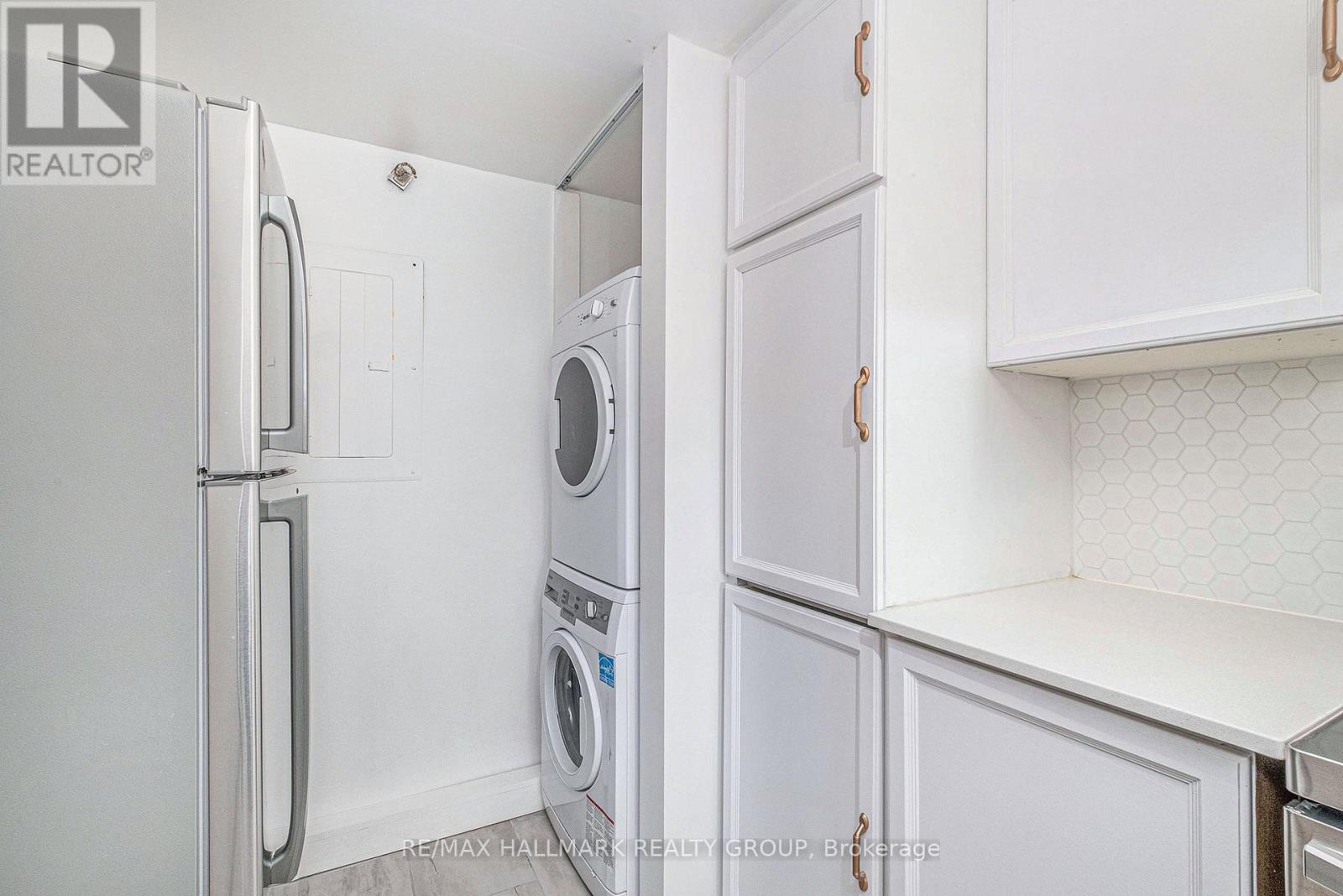 Photo 14 of 16 1204 Shillington Avenue, Ottawa ON