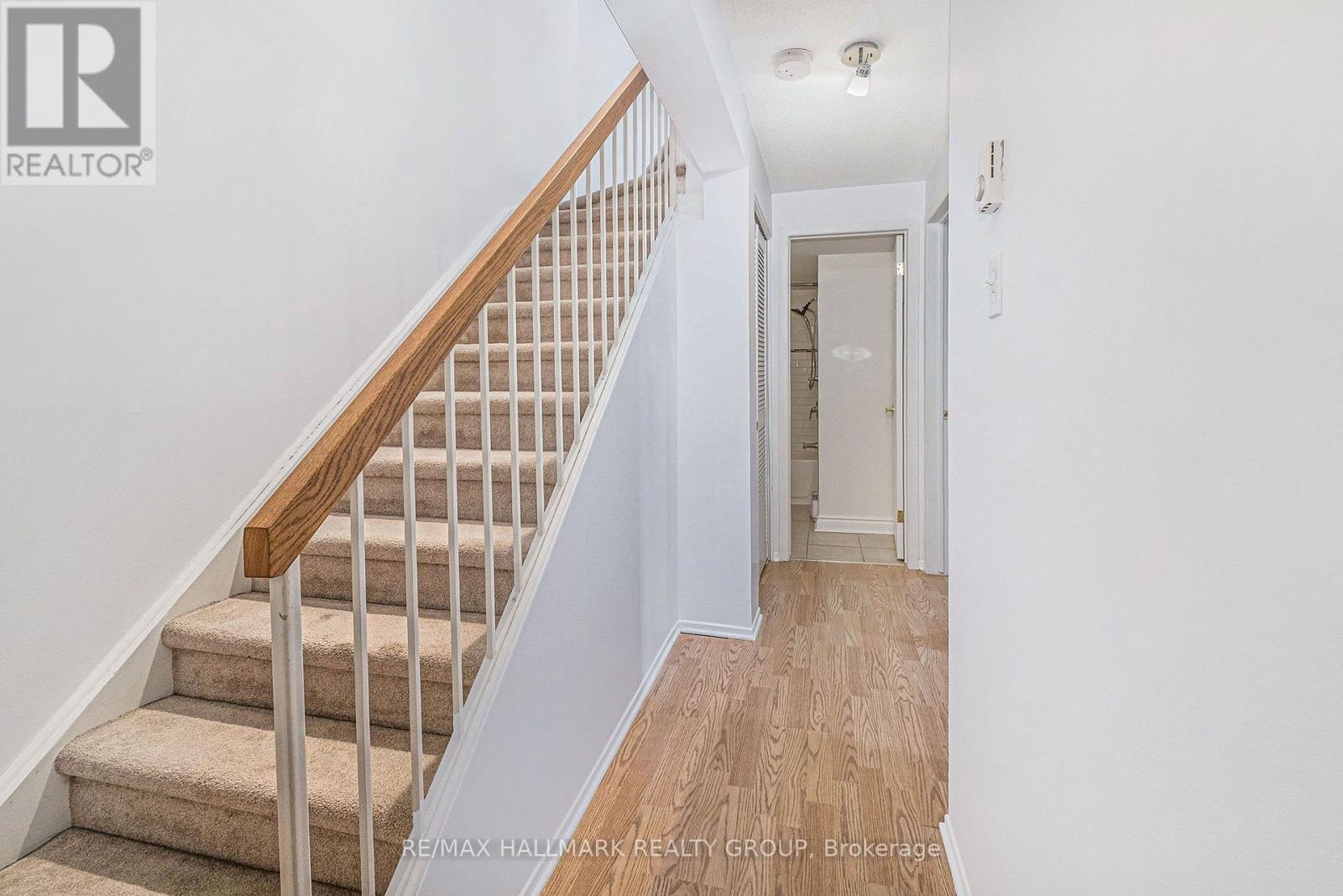 Photo 23 of 16 1204 Shillington Avenue, Ottawa ON