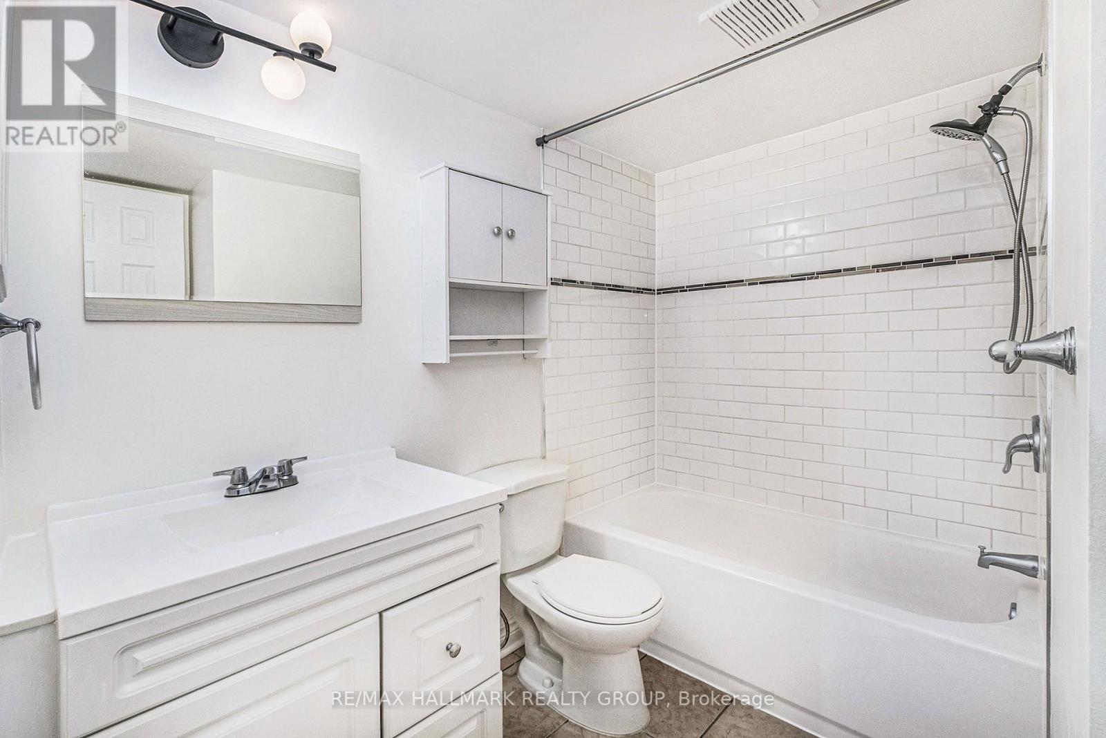 Photo 22 of 16 1204 Shillington Avenue, Ottawa ON