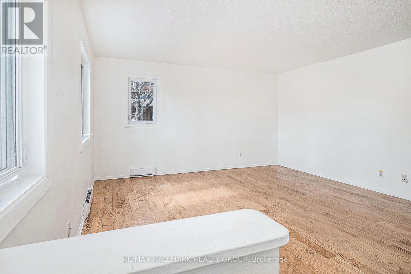 Photo 20 of 16 1204 Shillington Avenue, Ottawa ON