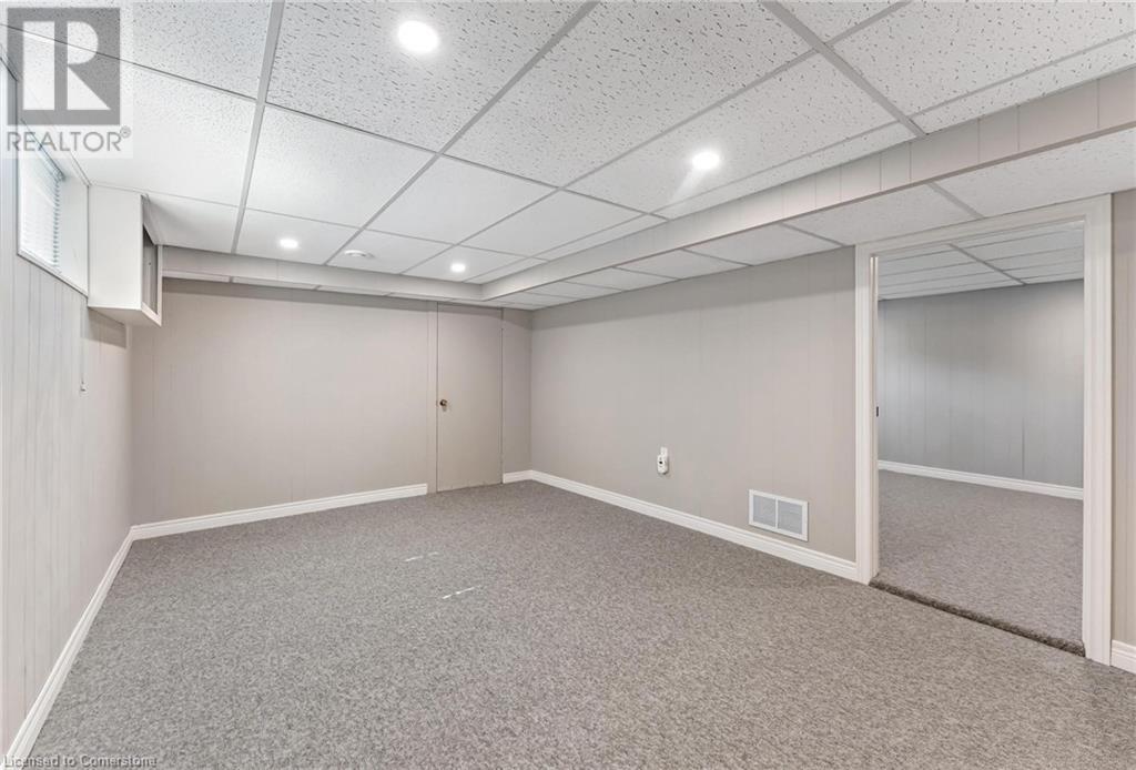 Photo 22 of 323 Hixon Road, Hamilton ON