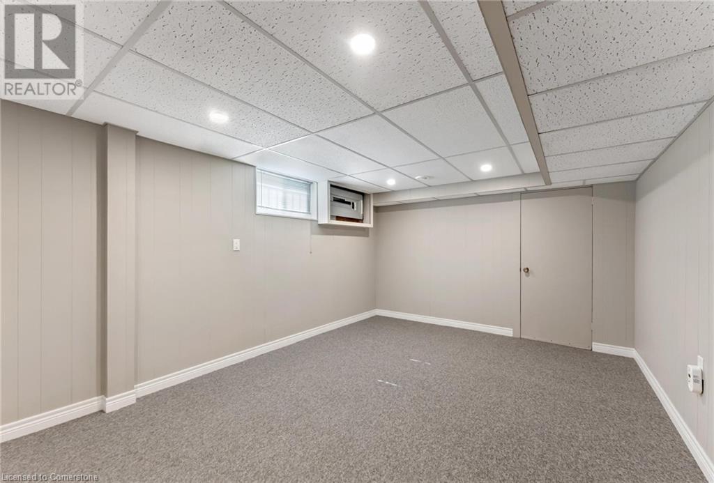 Photo 24 of 323 Hixon Road, Hamilton ON