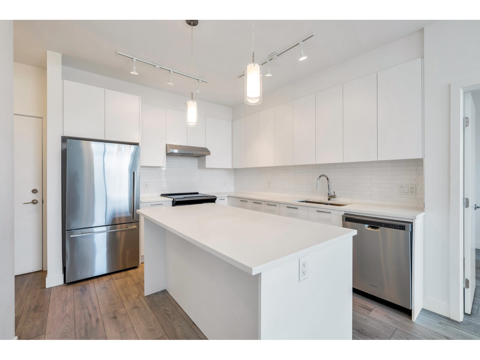 Photo 11 of 510 7809 209 Street, Langley BC