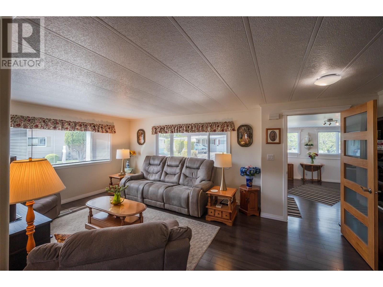 308 321 YORKTON Avenue, Penticton