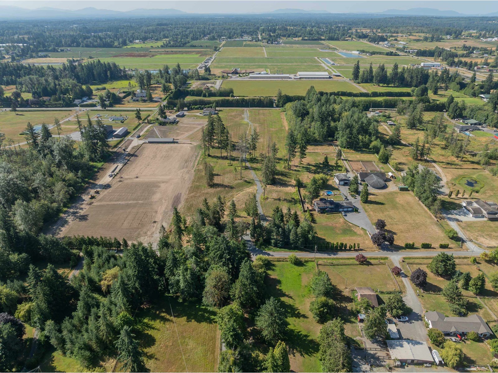 Photo 9 of 22714 26 Avenue, Langley BC