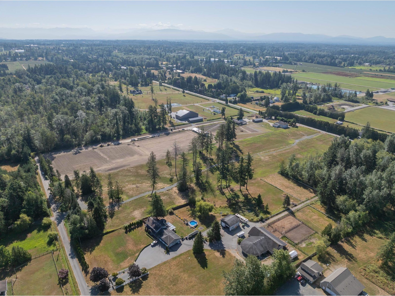 Photo 7 of 22714 26 Avenue, Langley BC