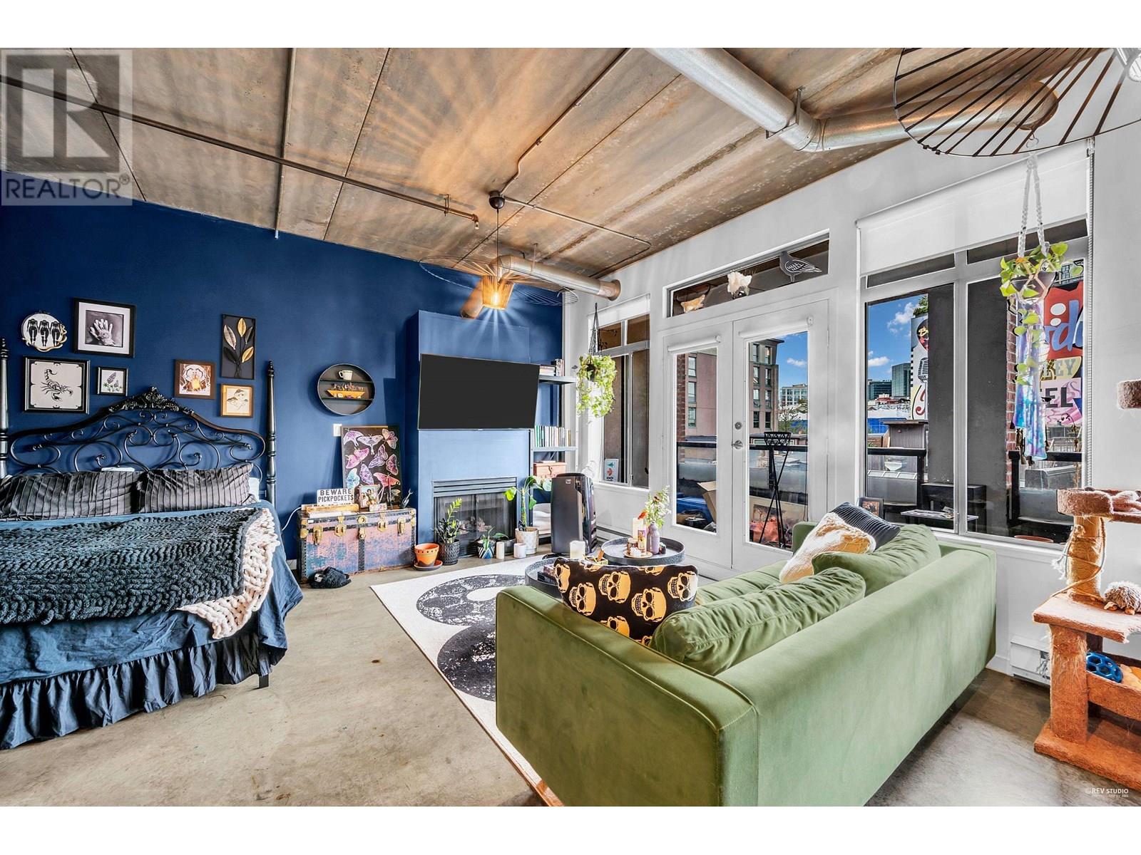 Photo 6 of 404 28 Powell Street, Vancouver BC