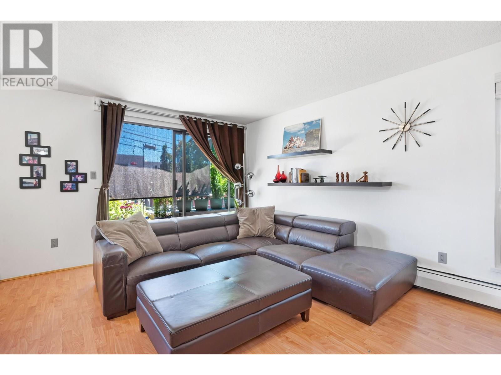 Photo 15 of 102 803 Queens Avenue, New Westminster BC