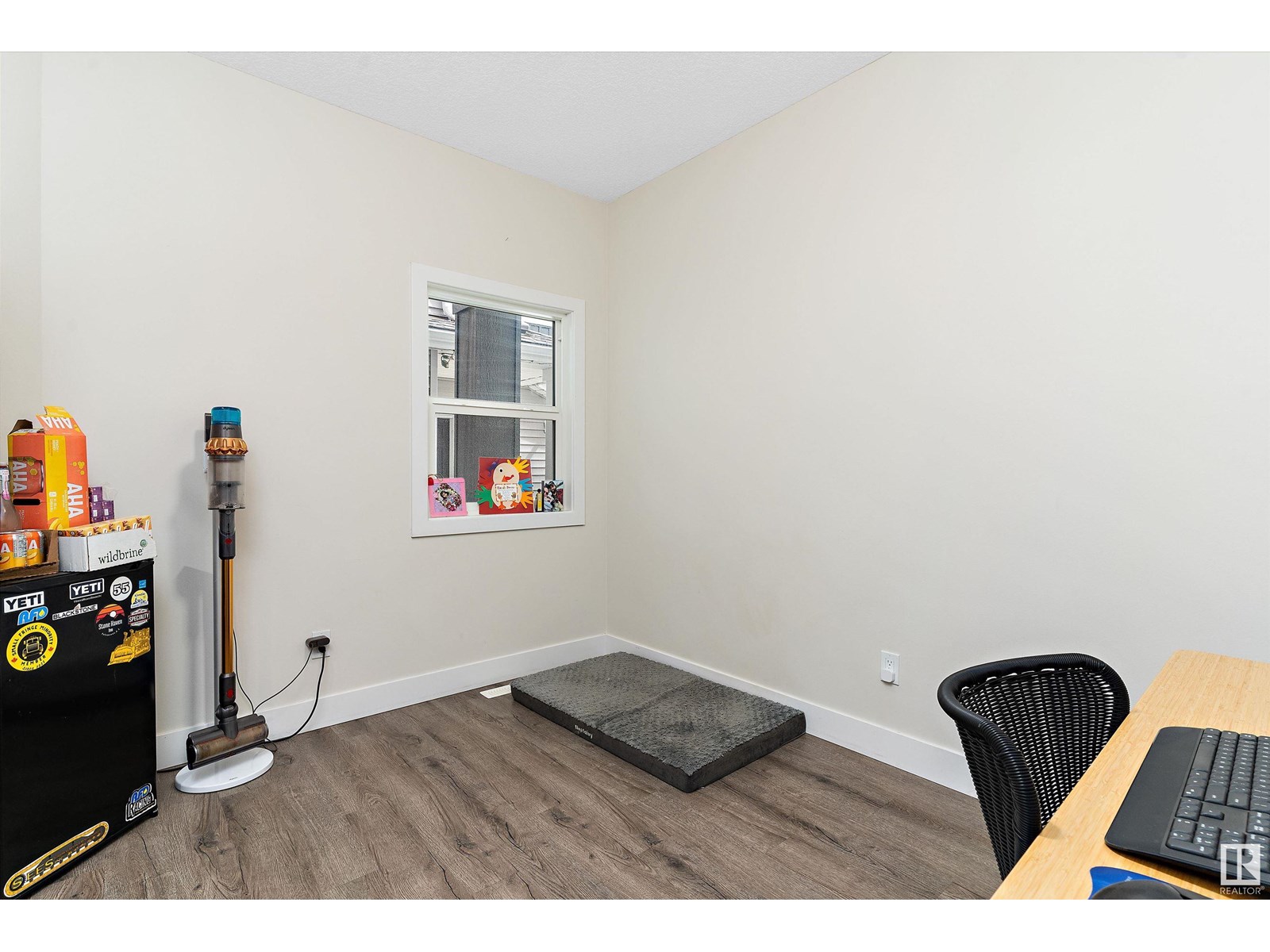Photo 37 of 1028 Berg Pl, Leduc AB