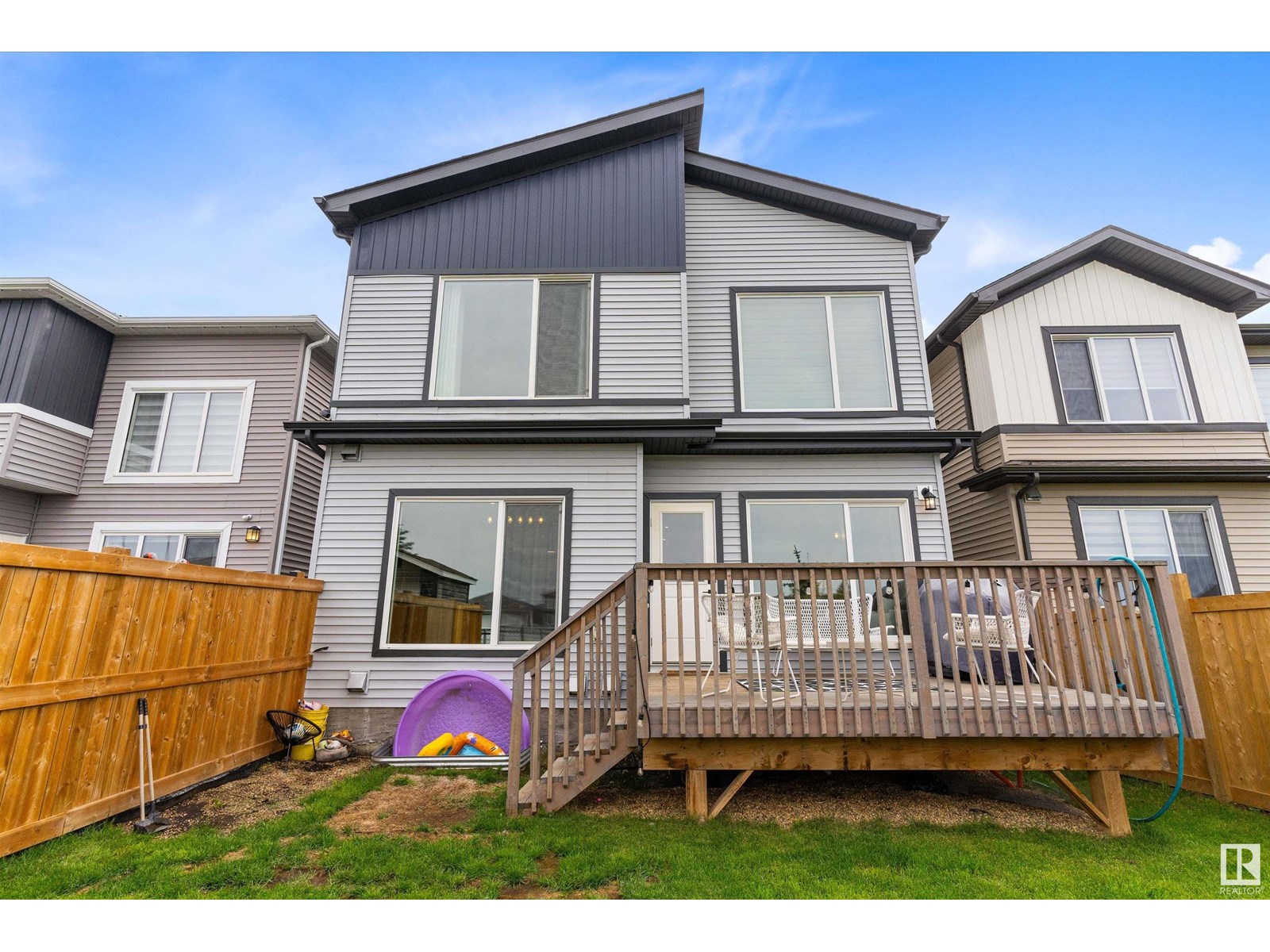 Photo 17 of 1028 Berg Pl, Leduc AB