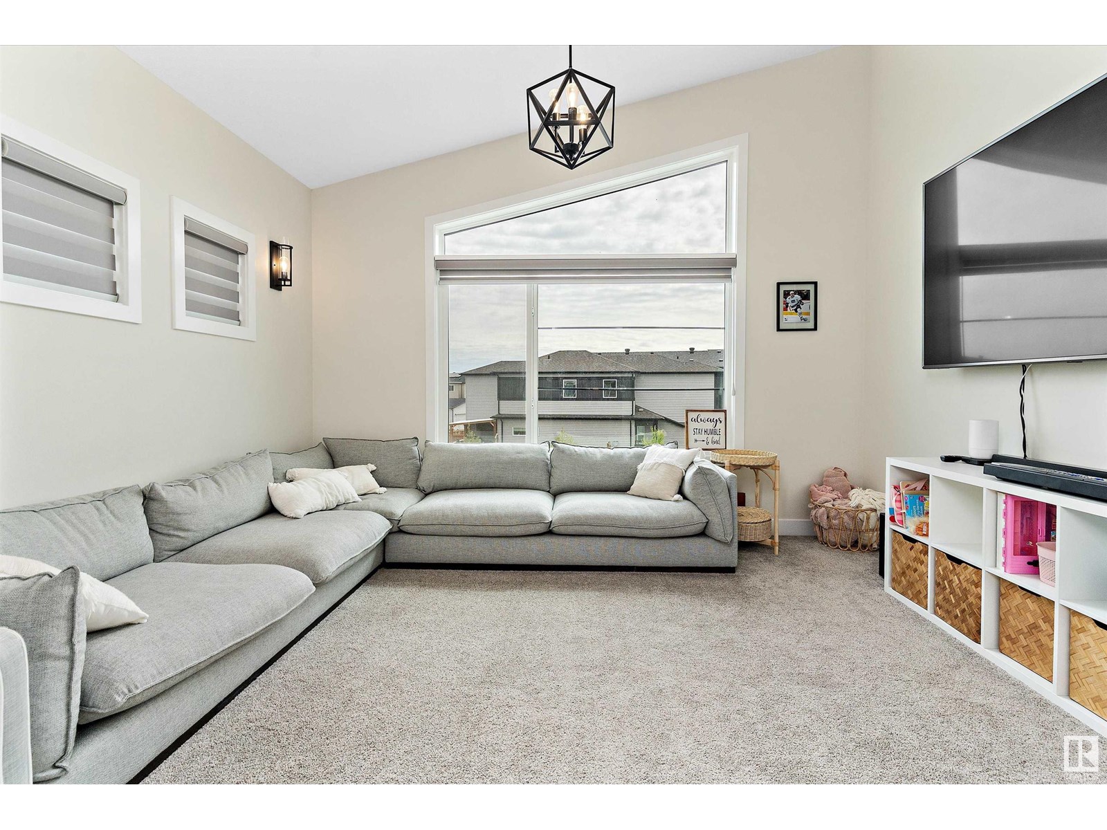 Photo 10 of 1028 Berg Pl, Leduc AB