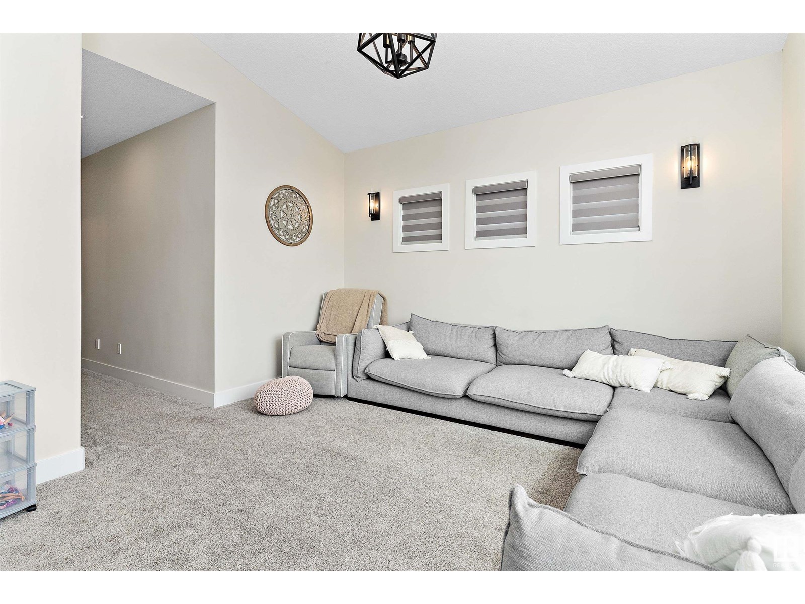 Photo 20 of 1028 Berg Pl, Leduc AB