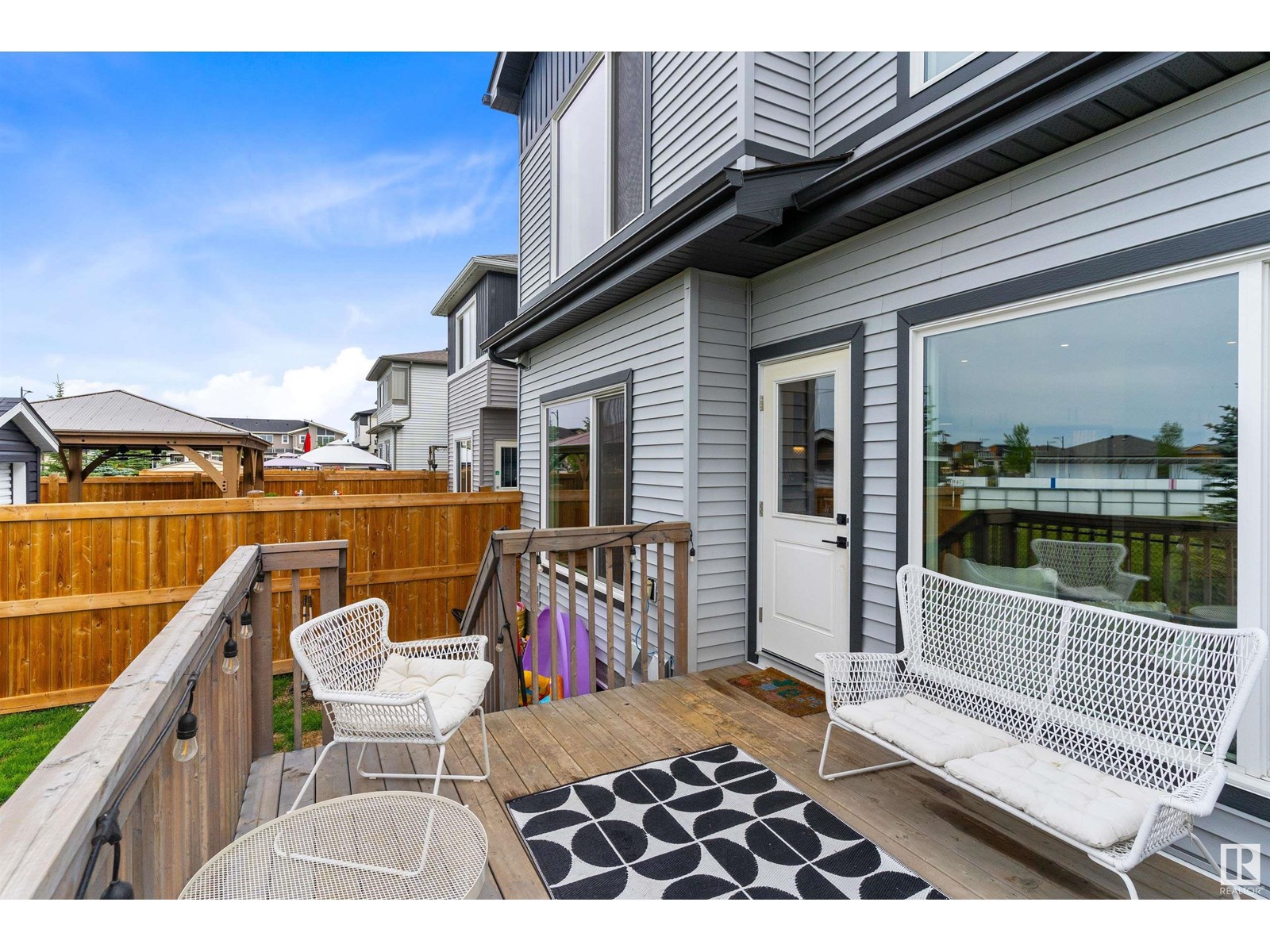 Photo 48 of 1028 Berg Pl, Leduc AB