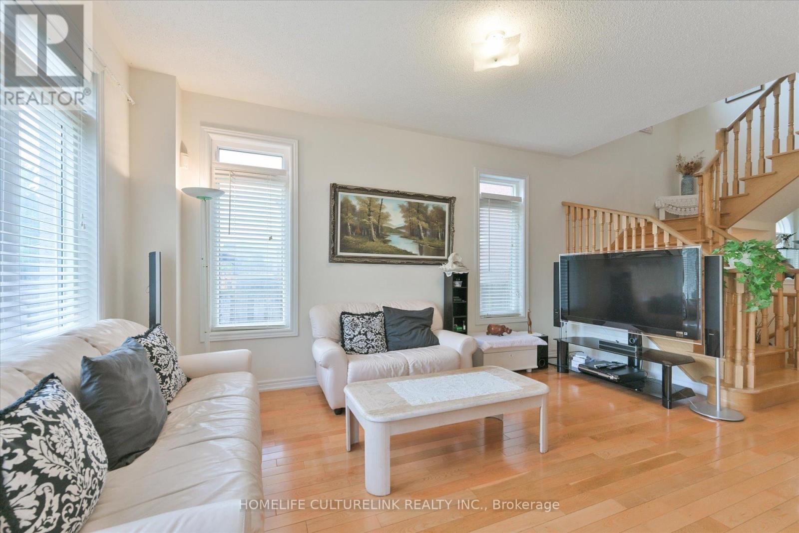 Photo 25 of 208 Cabernet Road, Vaughan ON