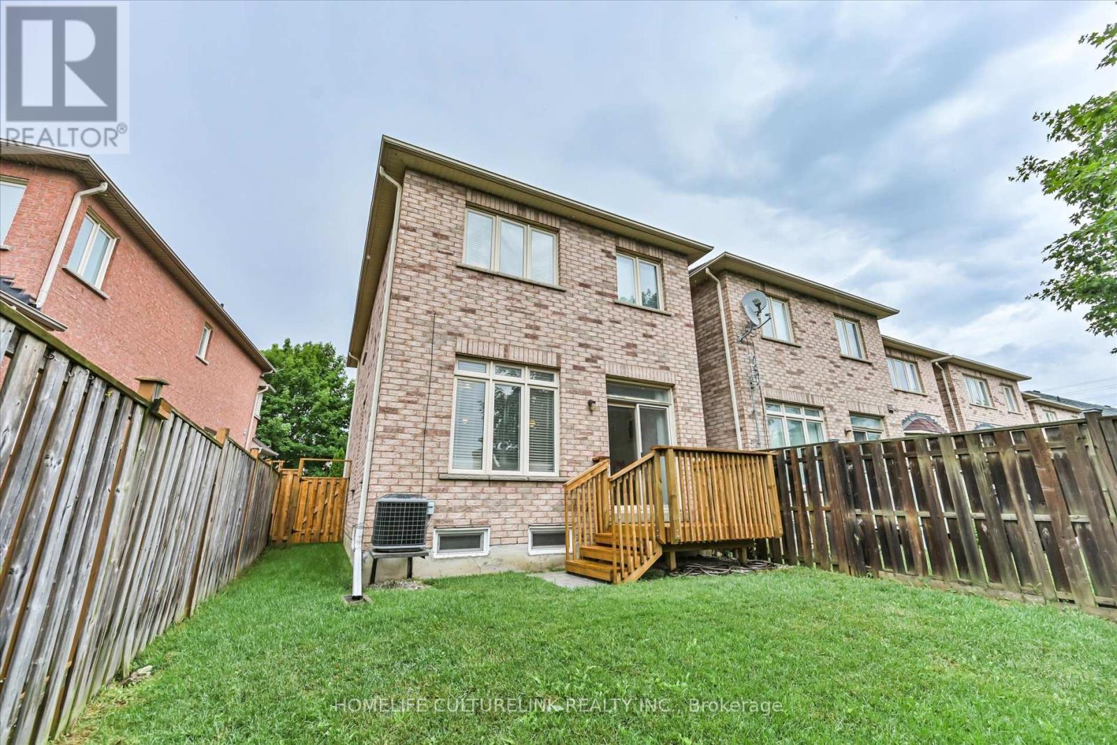 Photo 31 of 208 Cabernet Road, Vaughan ON