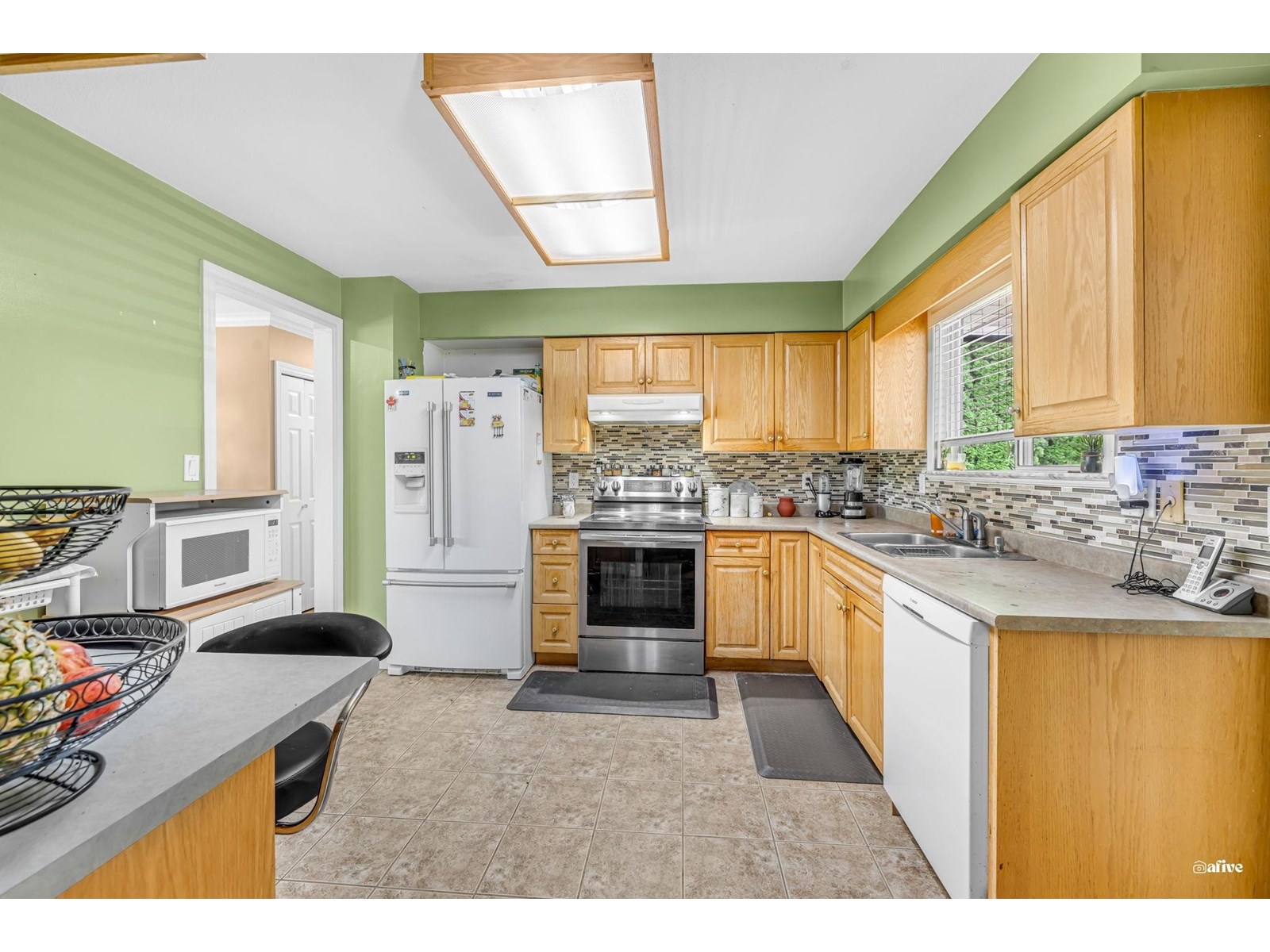 Photo 15 of 3271 Horn Street, Abbotsford BC