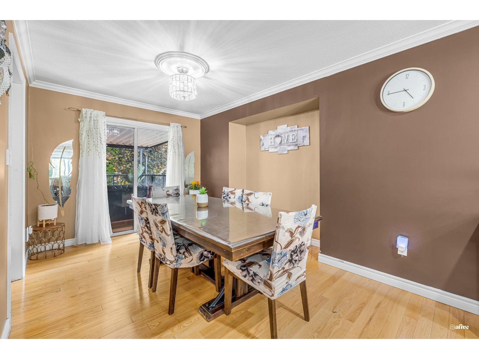 Photo 14 of 3271 Horn Street, Abbotsford BC
