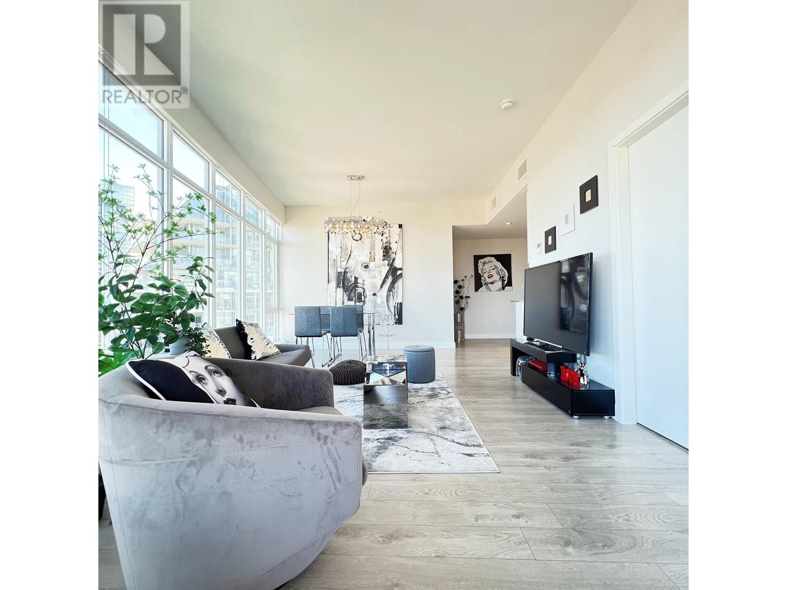 Photo 2 of 4110 1788 Gilmore Avenue, Burnaby BC