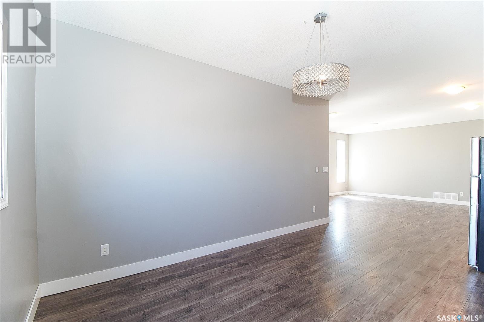 Photo 37 of 1352 Angus Street, Regina SK