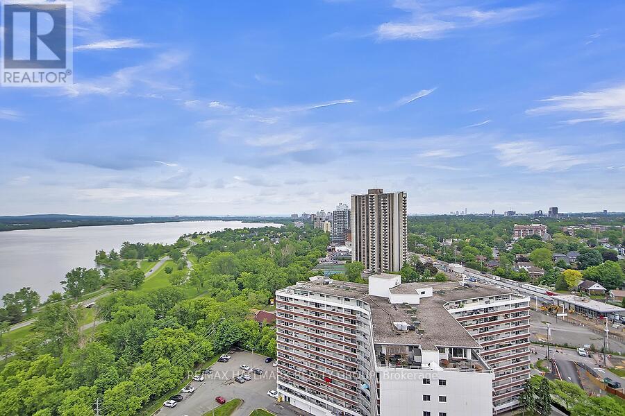 Photo 5 of 2201 1081 Ambleside Avenue, Ottawa ON