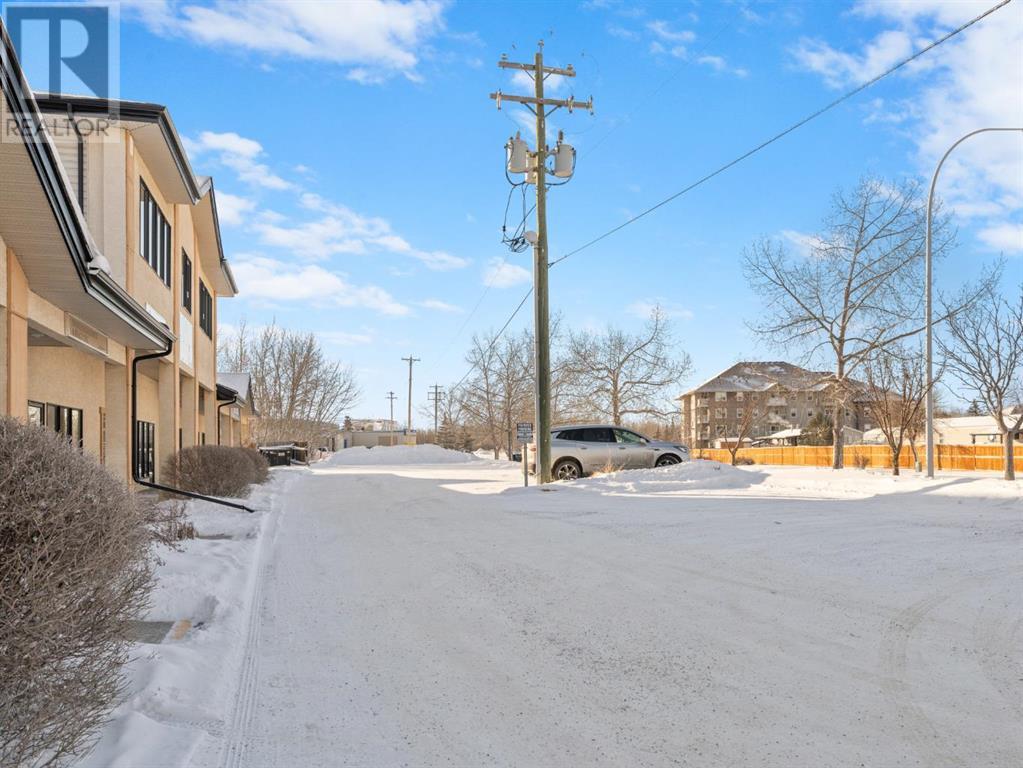 Photo 15 of 200 14 Crystalridge Drive, Okotoks AB