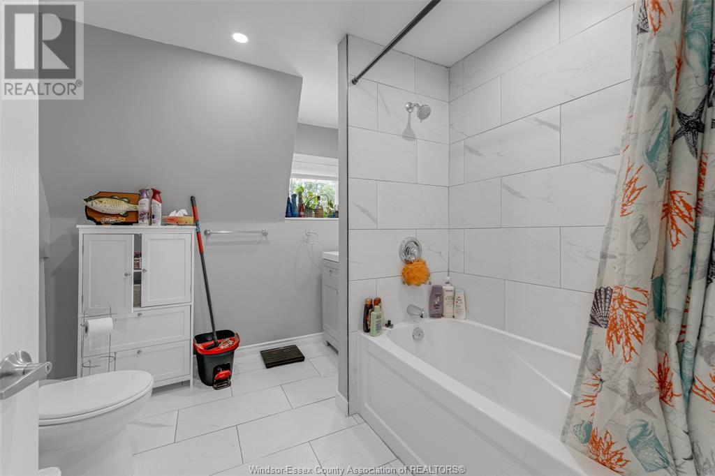 Photo 26 of 1161 1163 Walker Rd, Windsor ON