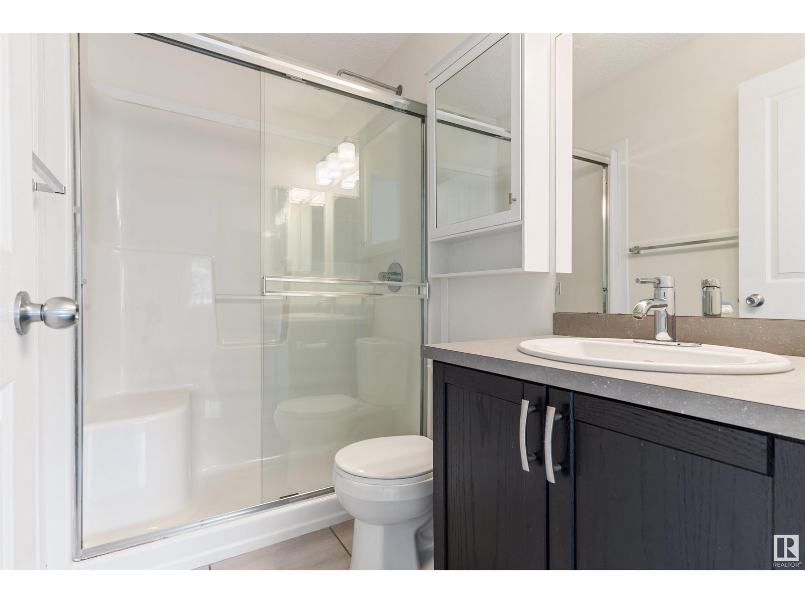 Photo 12 of 52 1030 Chappelle Bv Sw, Edmonton AB