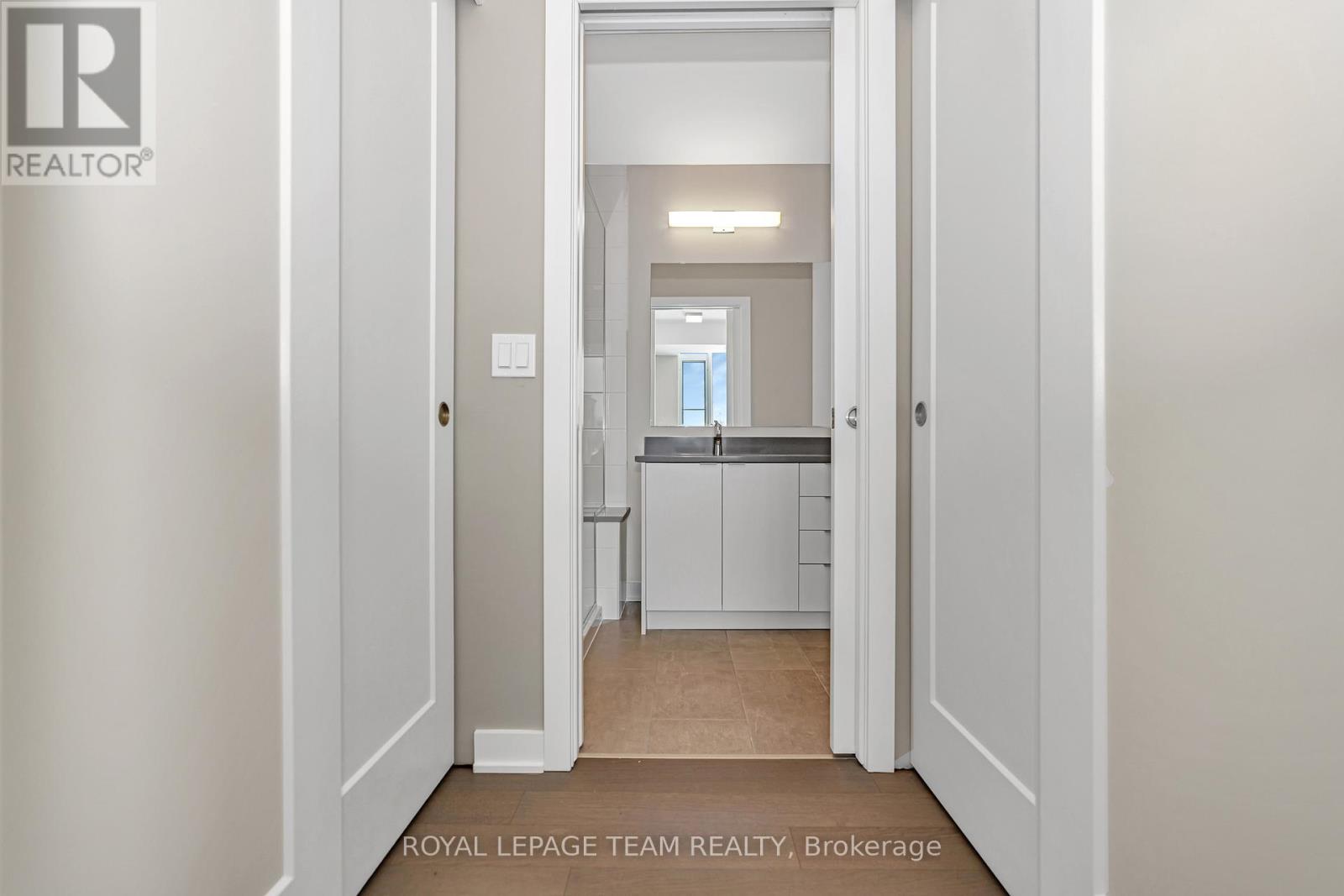 Photo 16 of 306 360 Deschatelets Avenue, Ottawa ON