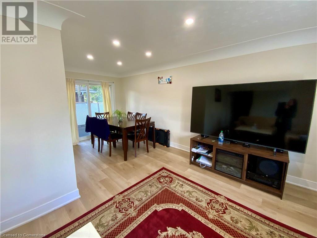 Photo 6 of 755 Drury Lane, Burlington ON