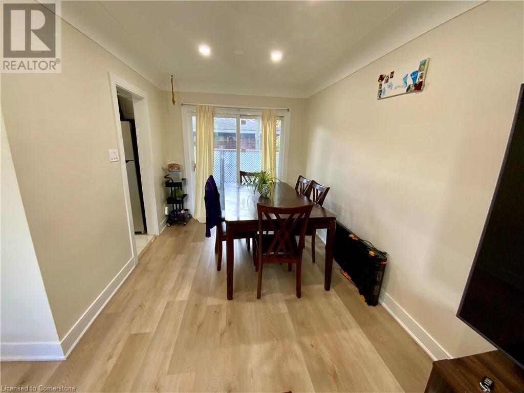 Photo 7 of 755 Drury Lane, Burlington ON