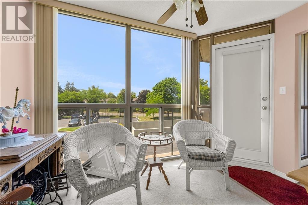Photo 16 of 5070 Pinedale Avenue Unit 207, Burlington ON