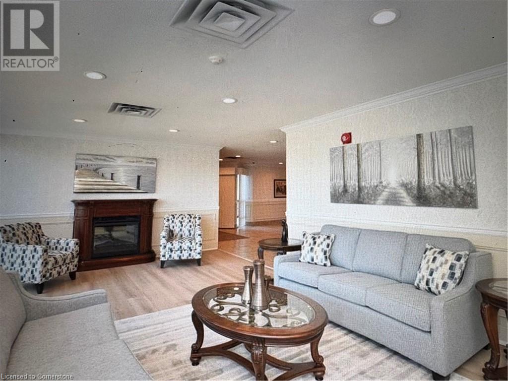 Photo 23 of 5070 Pinedale Avenue Unit 207, Burlington ON