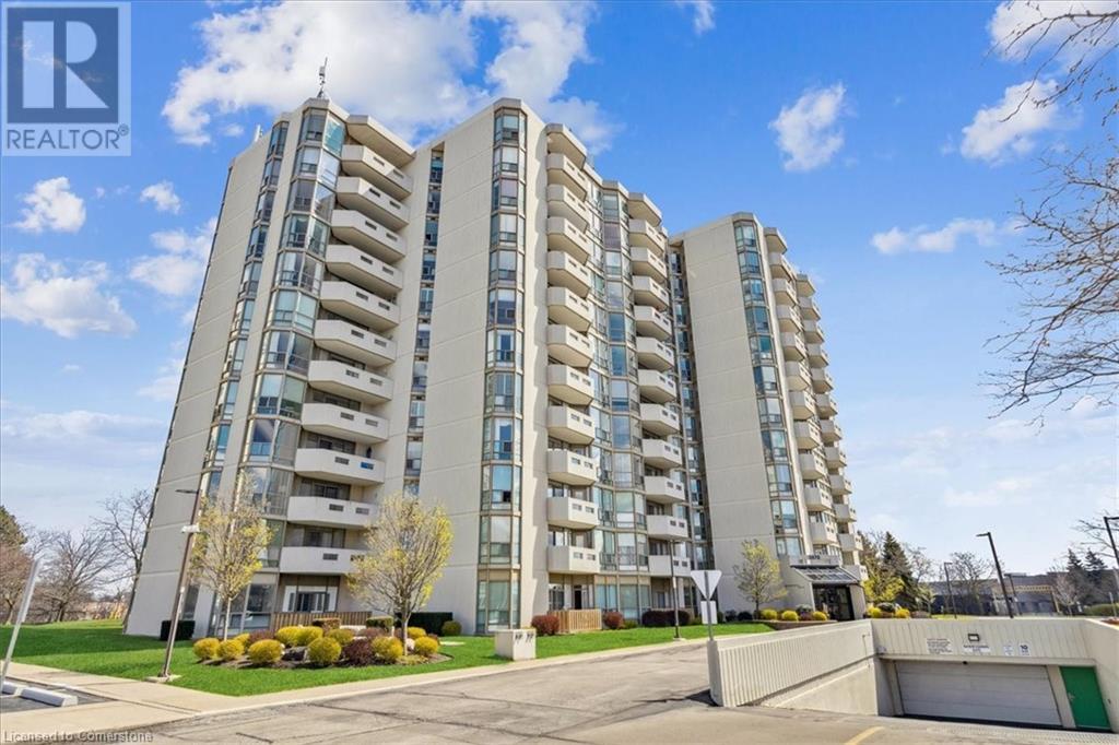 Photo 37 of 5070 Pinedale Avenue Unit 207, Burlington ON