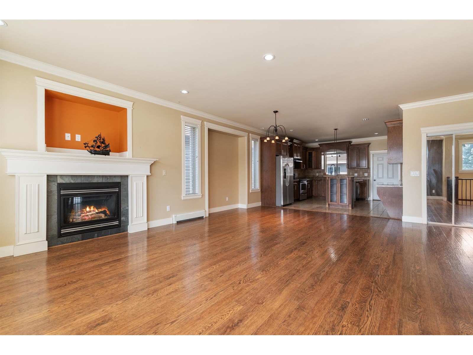 Photo 4 of 46623 First Avenue Chilliwack Proper East, Chilliwack BC
