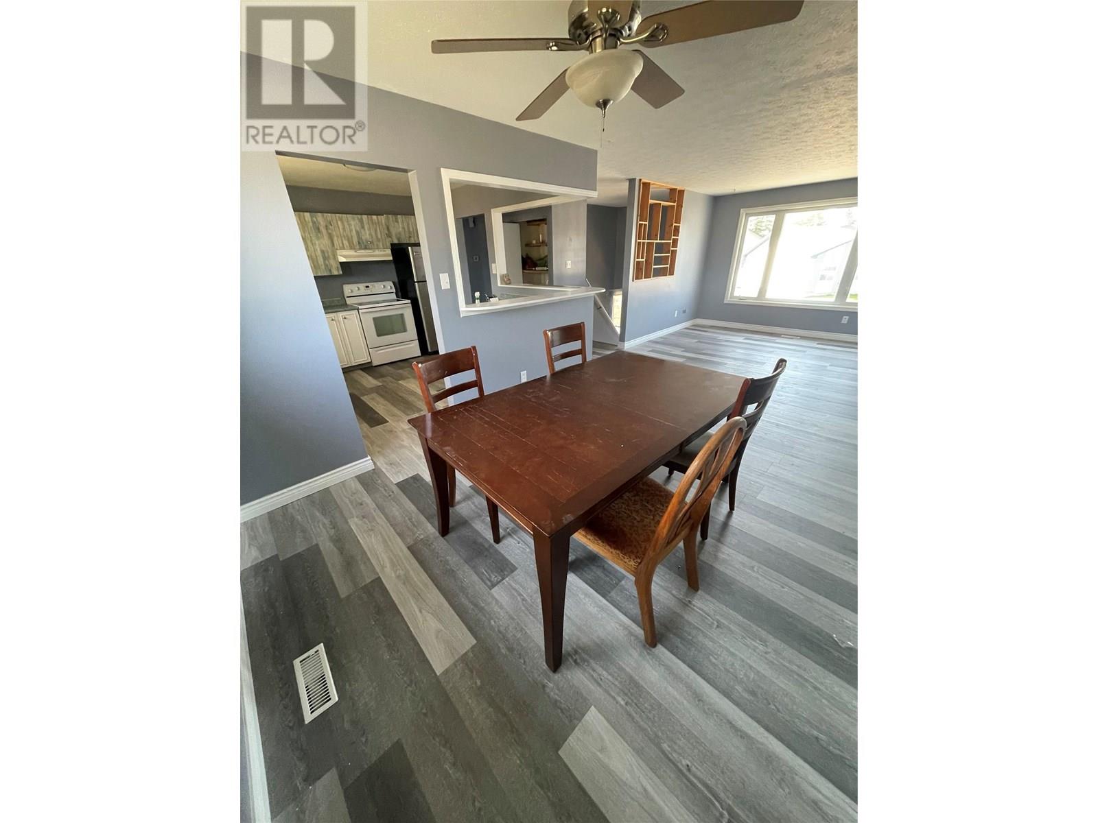 151 Valleyview Crescent, Tumbler Ridge