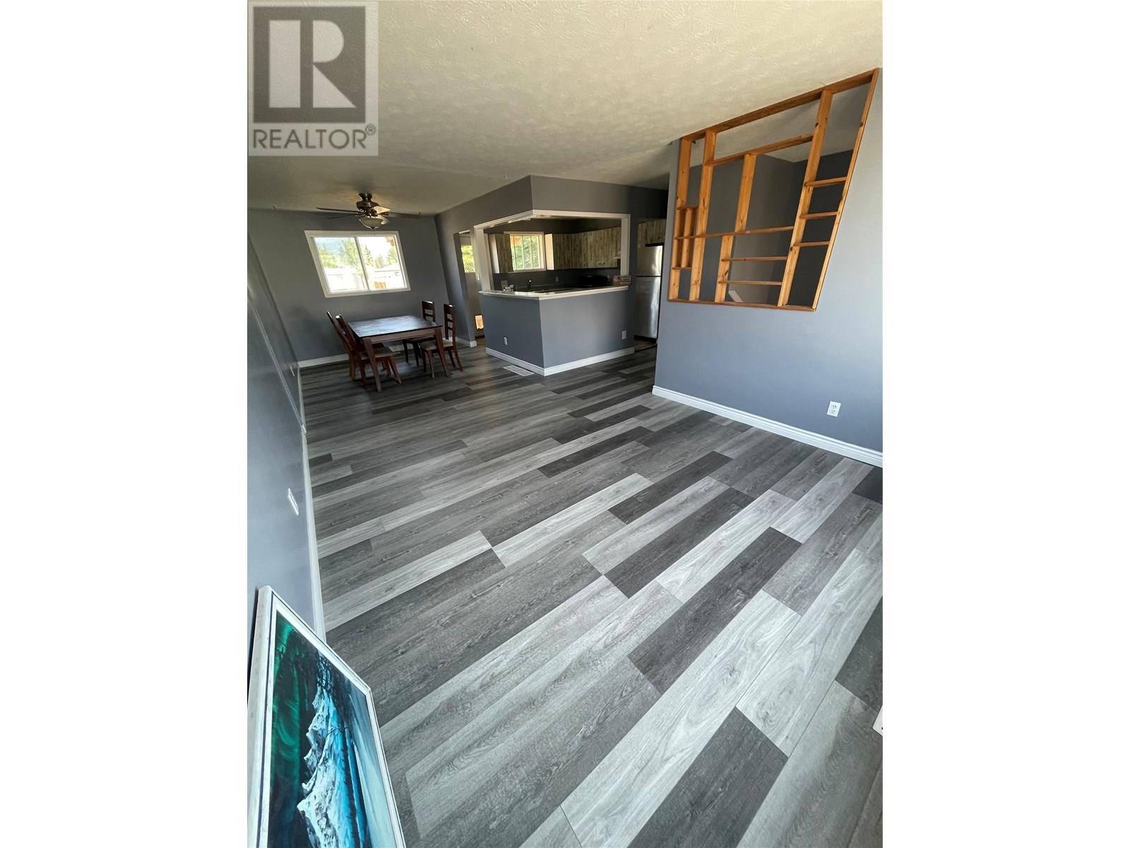 151 Valleyview Crescent, Tumbler Ridge