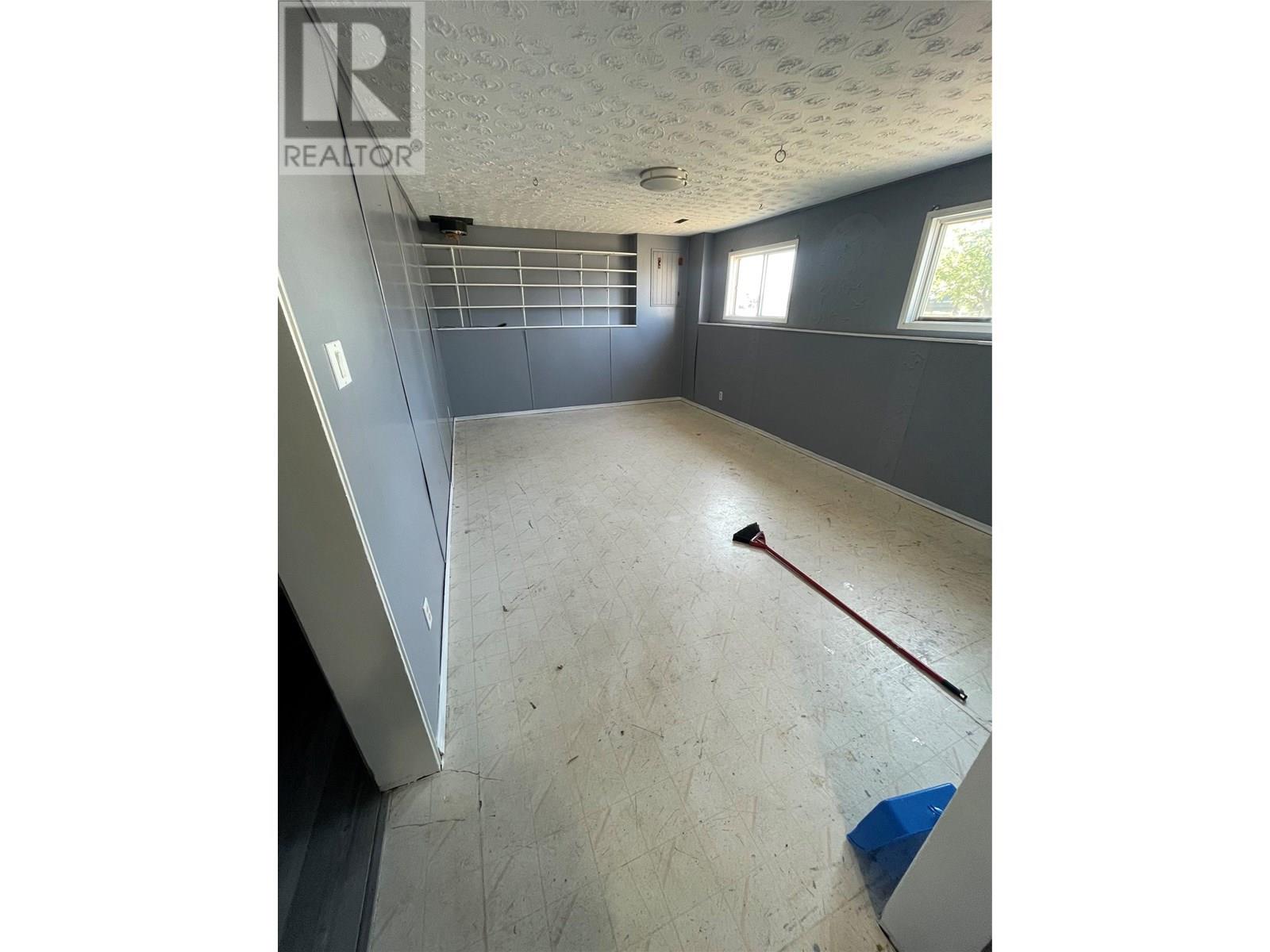 151 Valleyview Crescent, Tumbler Ridge