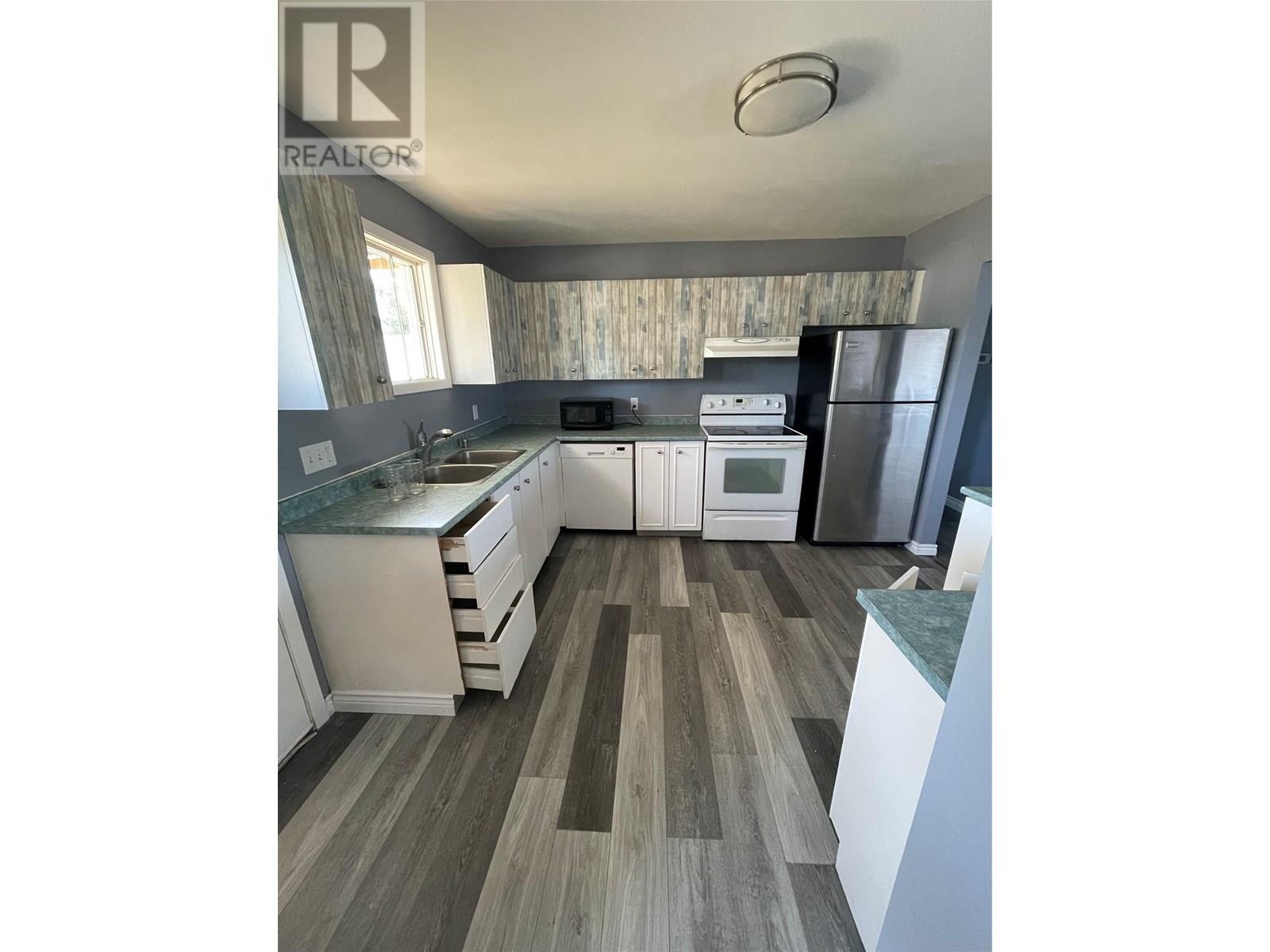 151 Valleyview Crescent, Tumbler Ridge