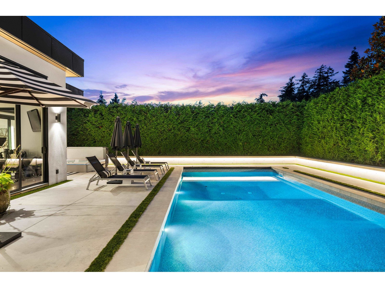 Photo 36 of 12605 15 A Avenue, Surrey BC